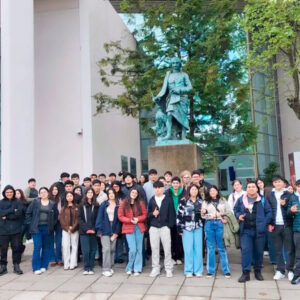Estudiantes de Constitución conocieron la Biblioteca Central